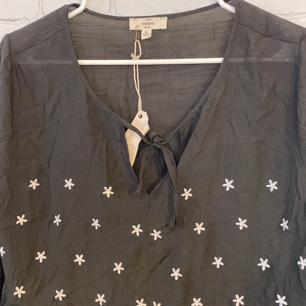 Anthropologie Entro black embroidered blouse! NWT - Picture 2 of 7